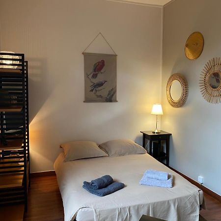 リヨンLe Balcon De Jules - Charmant Pied-A-Terre - Parking Possible Pour Vehicule De Moins De 4,40 M De Longアパートメント エクステリア 写真