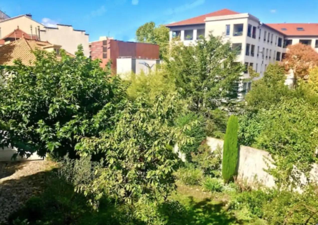 リヨンLe Balcon De Jules - Charmant Pied-A-Terre - Parking Possible Pour Vehicule De Moins De 4,40 M De Longアパートメント エクステリア 写真